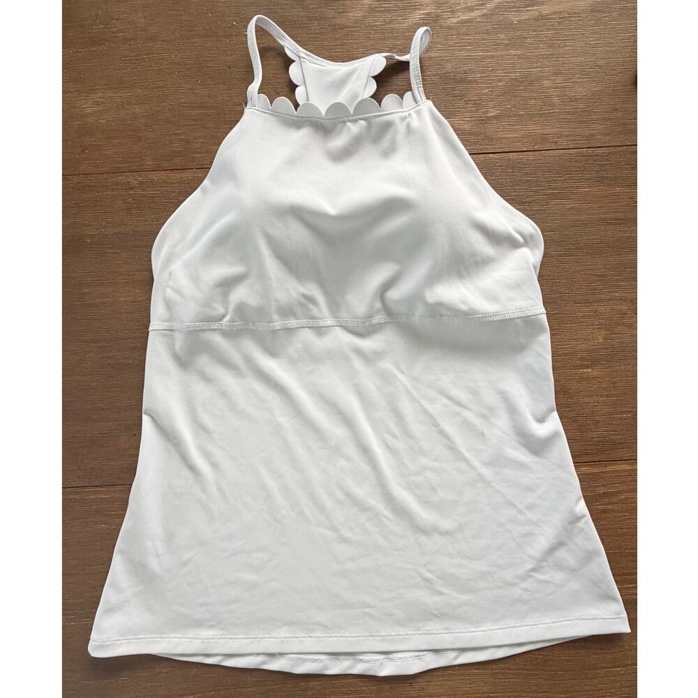 FILA Sport Women’s Medium White Racerback Athletic Tank Top Scalloped Trim